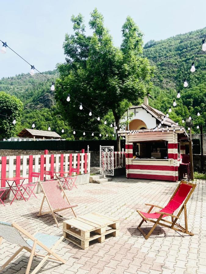 Le Rabuons Otel Saint-Étienne-de-Tinée Dış mekan fotoğraf
