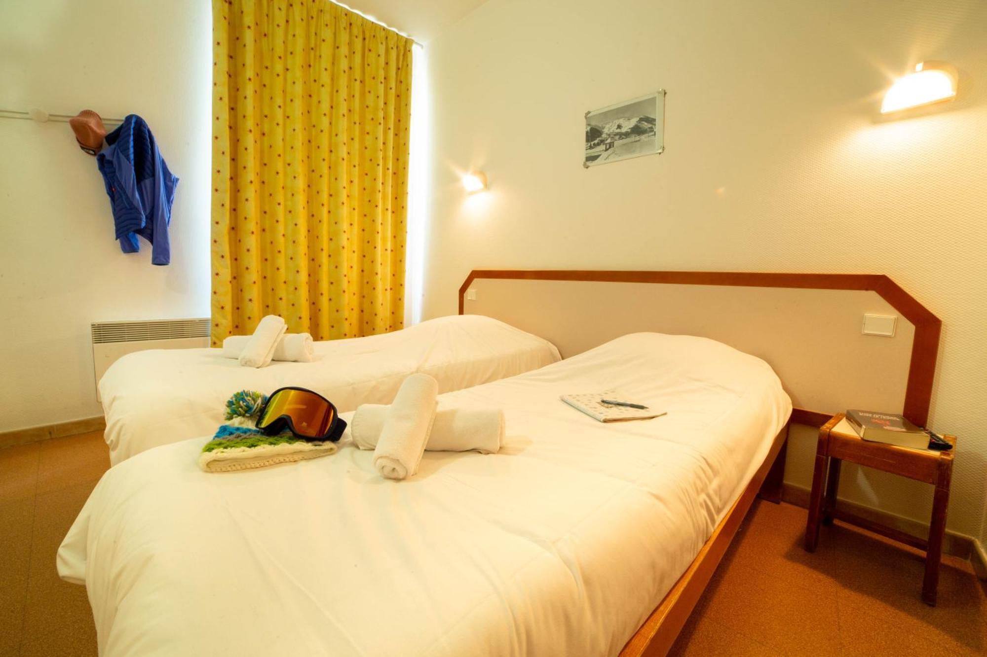 Le Rabuons Otel Saint-Étienne-de-Tinée Dış mekan fotoğraf